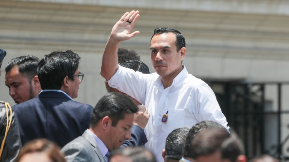 José Jerí, o presidente 'millennial' do Peru e sua guerra midiática contra o crime