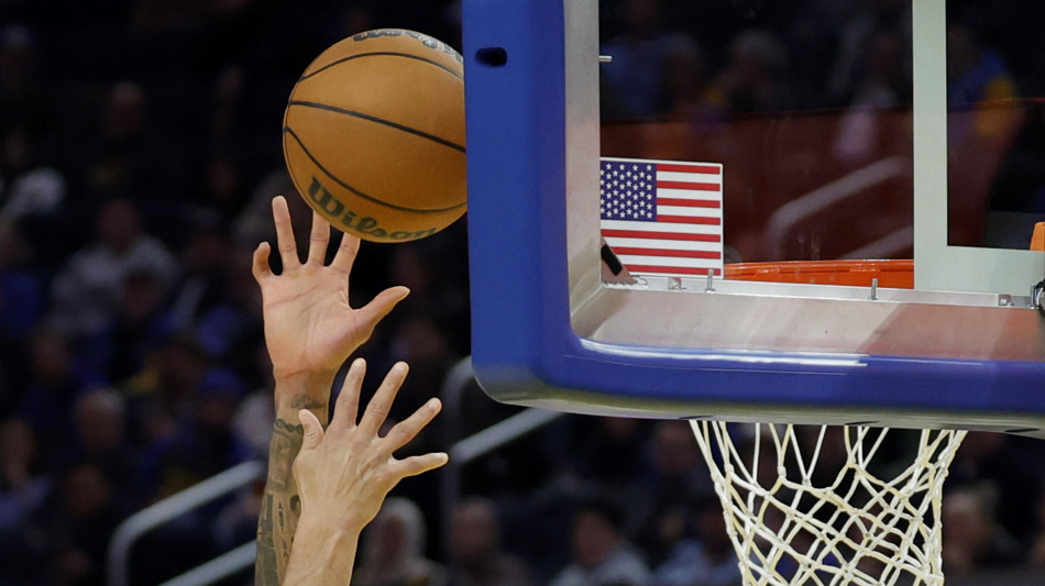 Nba: Toronto batte Okc, San Antonio crolla contro i Pelicans