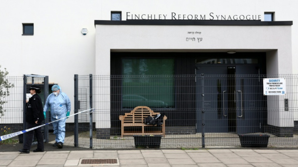  London's Jewish community on edge amid attacks 