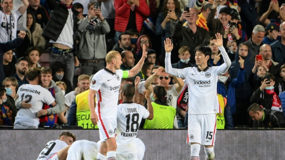 C3: l'Eintracht terrasse le Bar&ccedil;a et file en demies