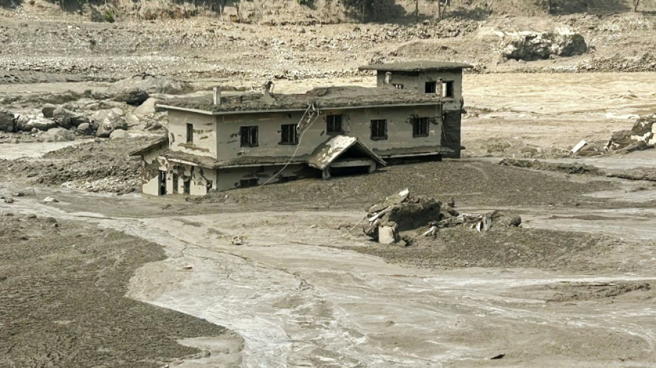  Nepal floods at China border kill 8, cause 'major casualties' in Tibet 