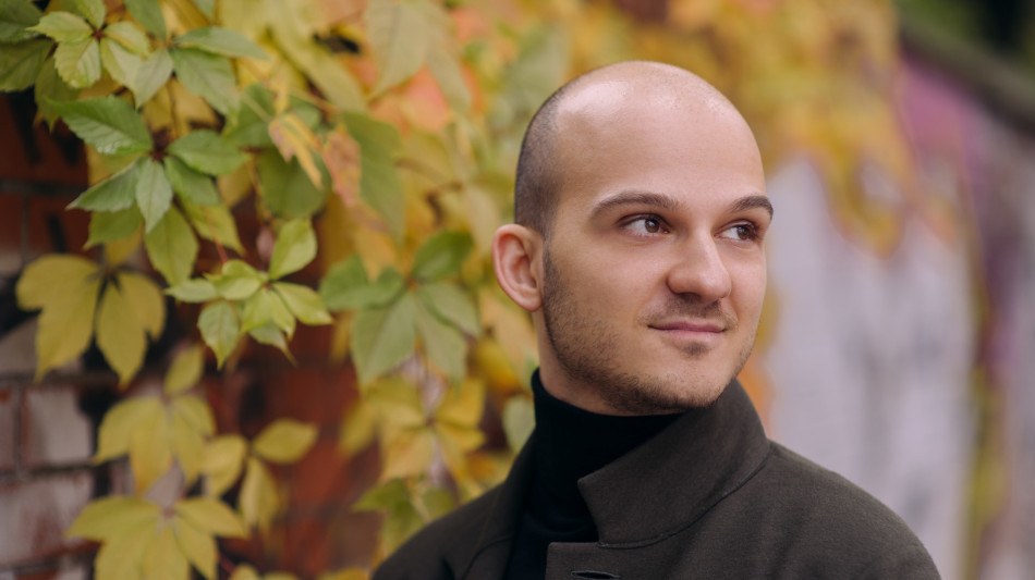  Giuseppe Mengoli dirige l'Orchestra del Comunale di Bologna 