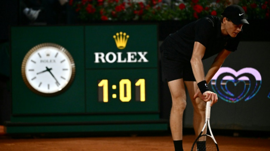  Sinner's bid to reach Italian Open final held up by Roman rain 
