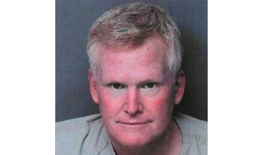  New trial ordered for US lawyer convicted of murdering wife, son 