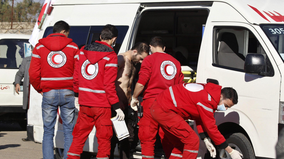 Mezzaluna Rossa, '60 attacchi su Teheran in 24 ore, 57 morti'