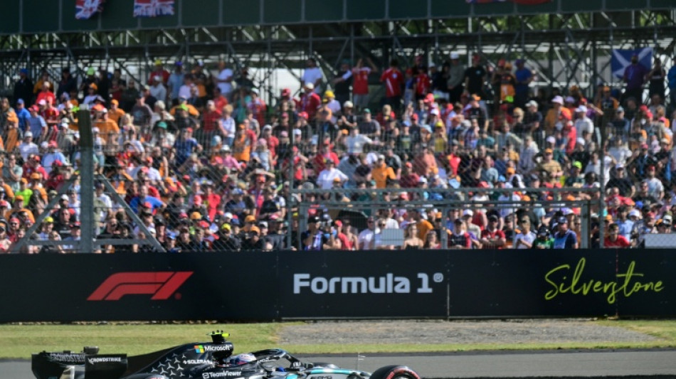  Antonelli outpaces Ferraris to claim pole for British Grand Prix 