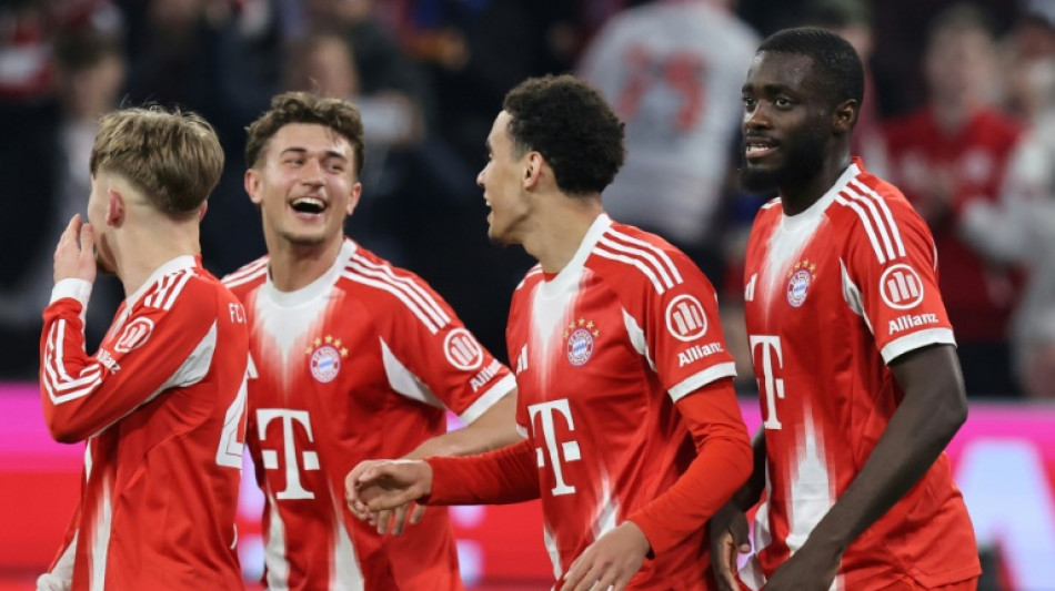  Bayern goleia Gladbach (4-1) e amplia vantagem na lideran&ccedil;a da Bundesliga 