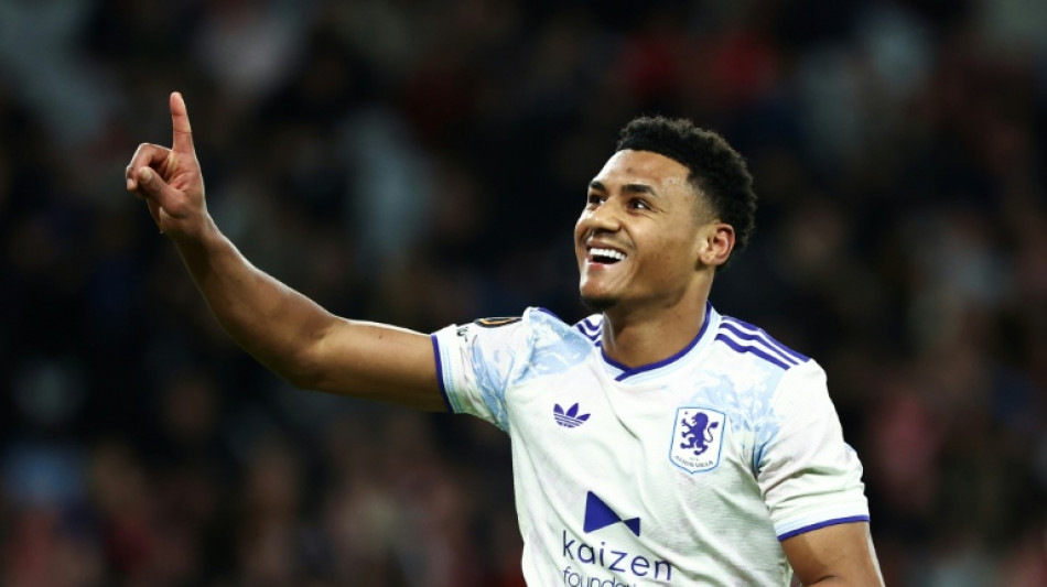  Aston Villa vence Lille e Betis perde em Atenas na ida das oitavas da Liga Europa 