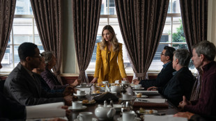 Lily James volto della 'regina' ribelle delle app di incontri