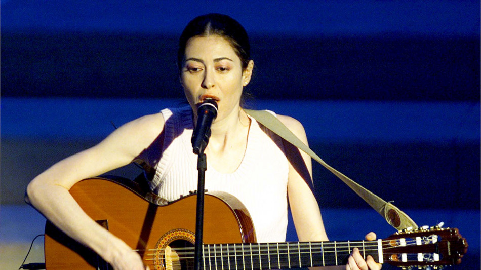  Gerardina Trovato sui social, dovr&ograve; operarmi ma torner&ograve; a cantare 