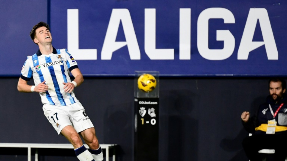 El defensa de la Real Sociedad Kieran Tierney sufre una lesi&oacute;n muscular