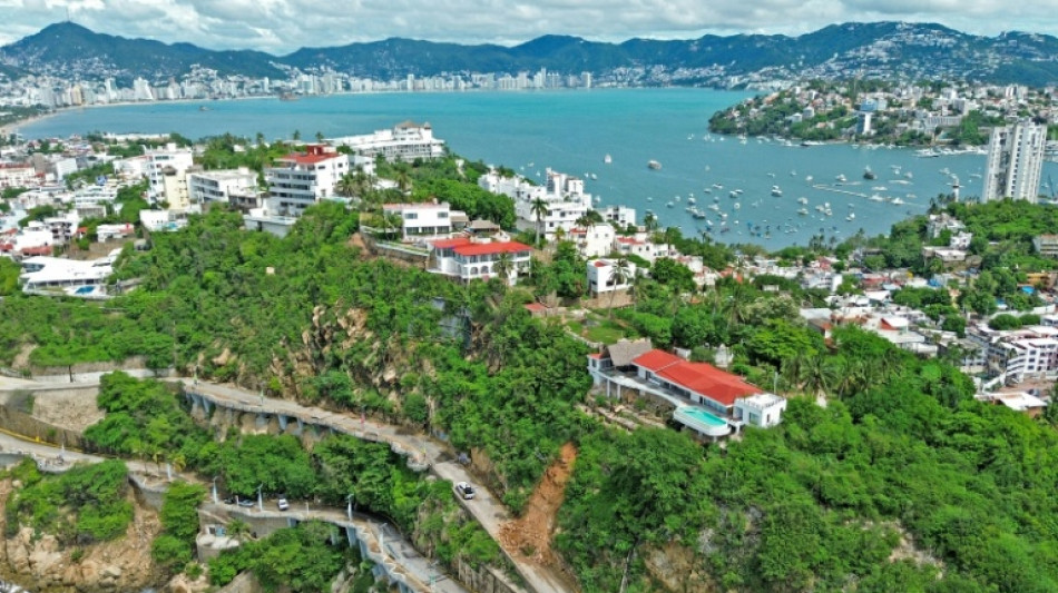 M&eacute;xico espera lluvias y oleaje por el poderoso hurac&aacute;n Trudy