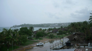 Erick se dirige a M&eacute;xico como un poderoso hurac&aacute;n 3 