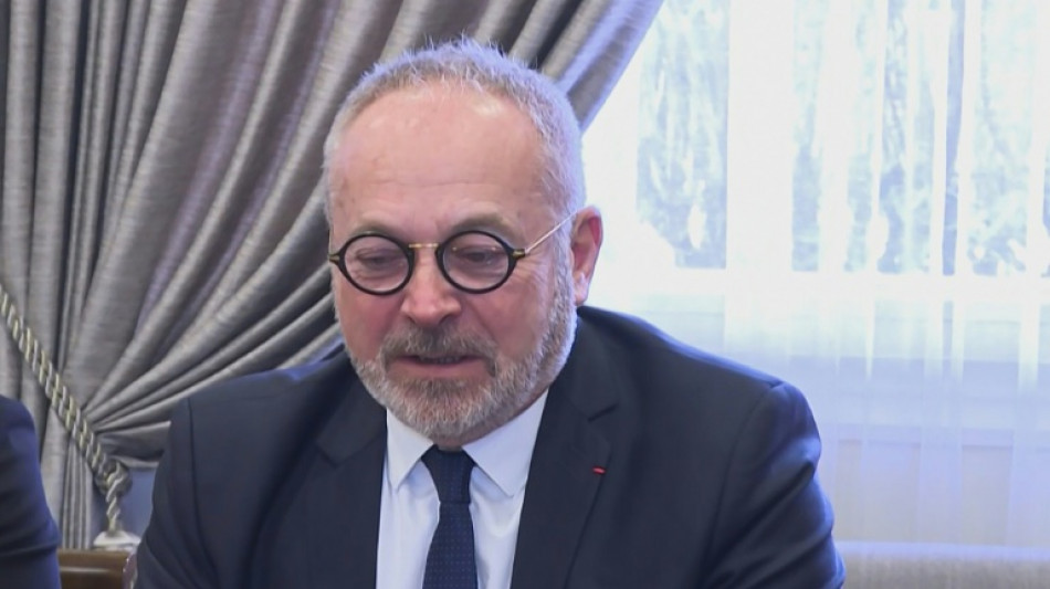 Le s&eacute;nateur Guerriau, soup&ccedil;onn&eacute; d'avoir drogu&eacute; une d&eacute;put&eacute;e, suspendu coup sur coup par son parti et son groupe