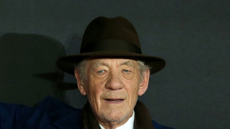 L'acteur Ian McKellen, 85 ans, chute en pleine repr&eacute;sentation th&eacute;&acirc;trale &agrave; Londres