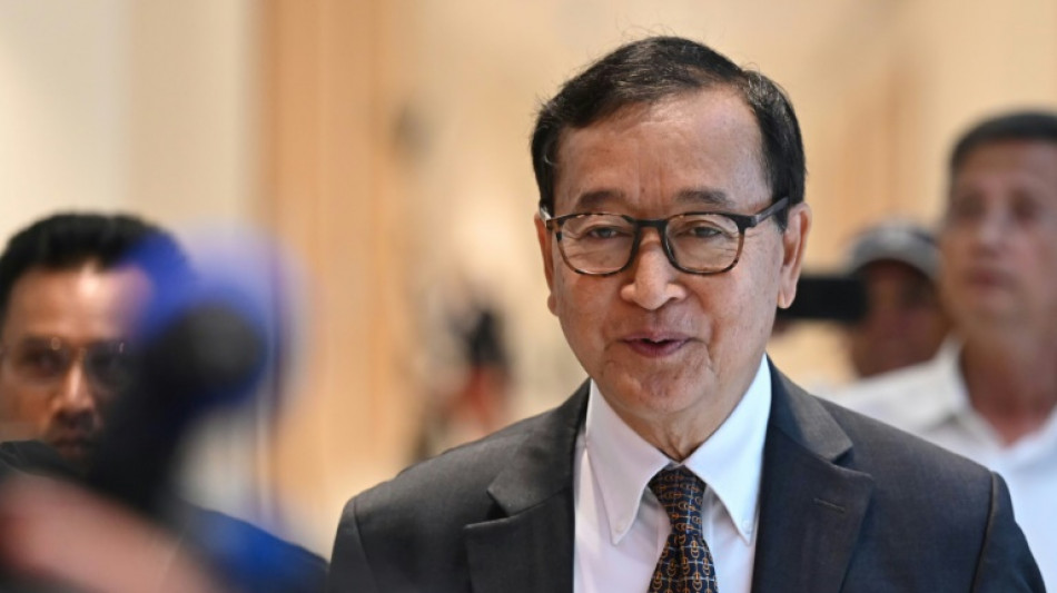 France: l'opposant cambodgien Sam Rainsy relax&eacute; de la plainte d&eacute;pos&eacute;e par Hun Sen