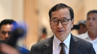 France: l'opposant cambodgien Sam Rainsy relax&eacute; de la plainte d&eacute;pos&eacute;e par Hun Sen