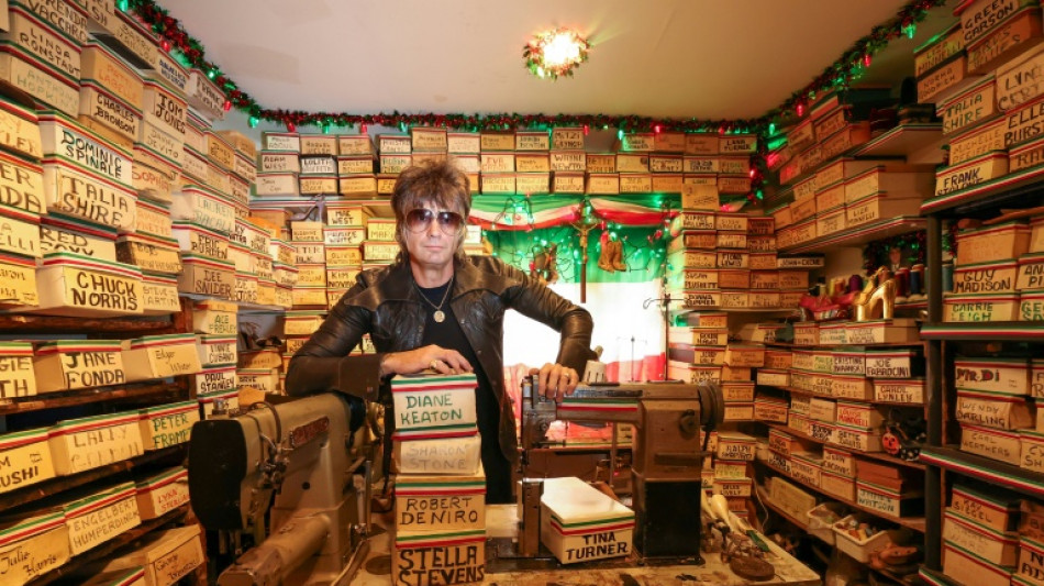 LA shoemaker holds Hollywood's past in a dying art