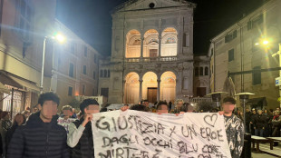 Ucciso davanti al figlio, gip '17enne va in carcere, con Bongiorni scontro'