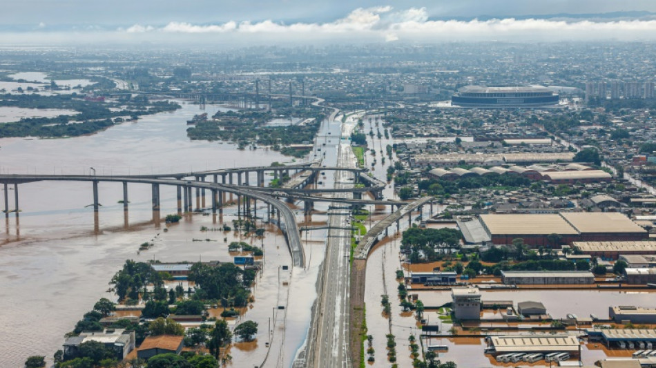 El f&uacute;tbol brasile&ntilde;o, afectado y movilizado por las inundaciones en el sur