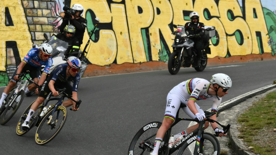  Trotz Sturz: Pogacar gewinnt 117. Mailand-Sanremo 