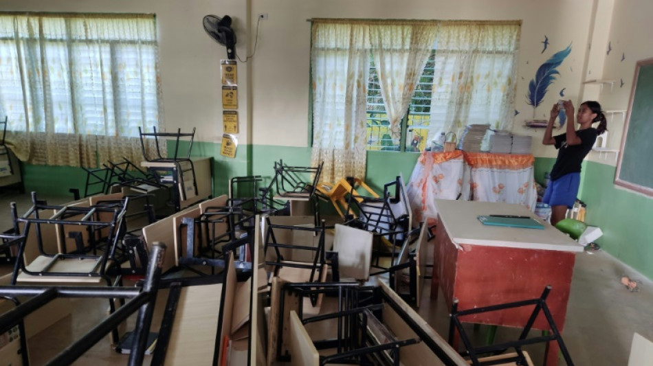 Philippines: apr&egrave;s un fort s&eacute;isme, les habitants craignent de rentrer chez eux