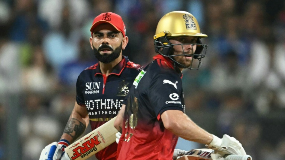  Salt and Kohli in the runs as Bengaluru beat Mumbai in IPL 