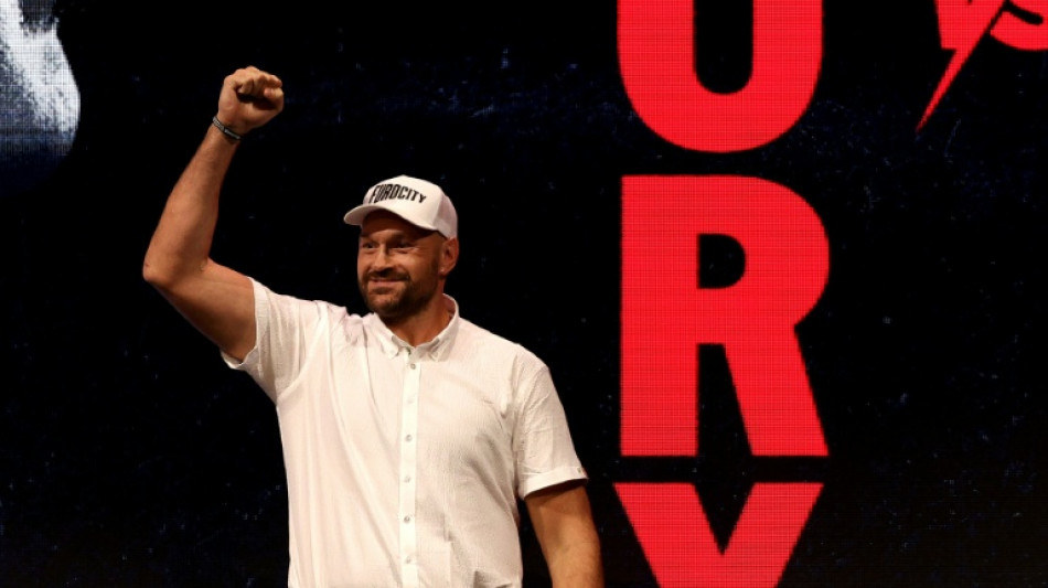  Fury to invite Trump to lead ring walk before Joshua showdown 