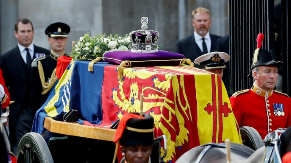 La corona imperial, un s&iacute;mbolo del poder real brit&aacute;nico
