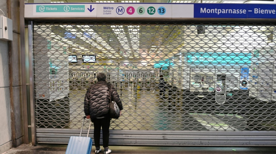 Gr&egrave;ve: m&eacute;tro tr&egrave;s perturb&eacute; &agrave; Paris mais pas de cohue, peu de manifestants attendus