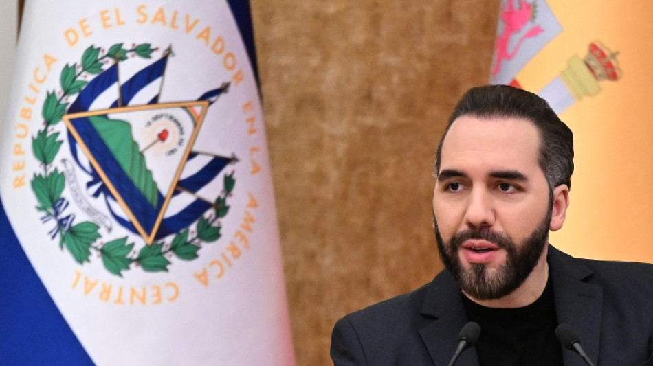 Bukele eval&uacute;a una "liberaci&oacute;n anticipada" de presos de la guerra antipandillas