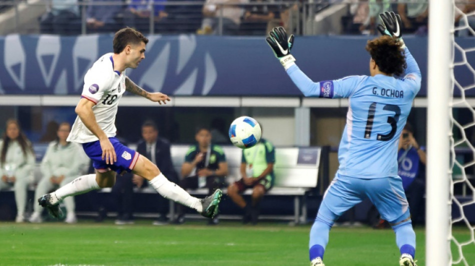 Seleções de México e EUA enfrentam dúvidas a um ano da Copa do Mundo