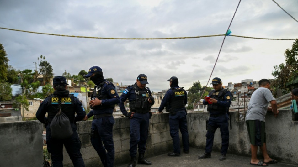  Militares guatemaltecos inician las operaciones contra las pandillas bajo el estado de sitio 