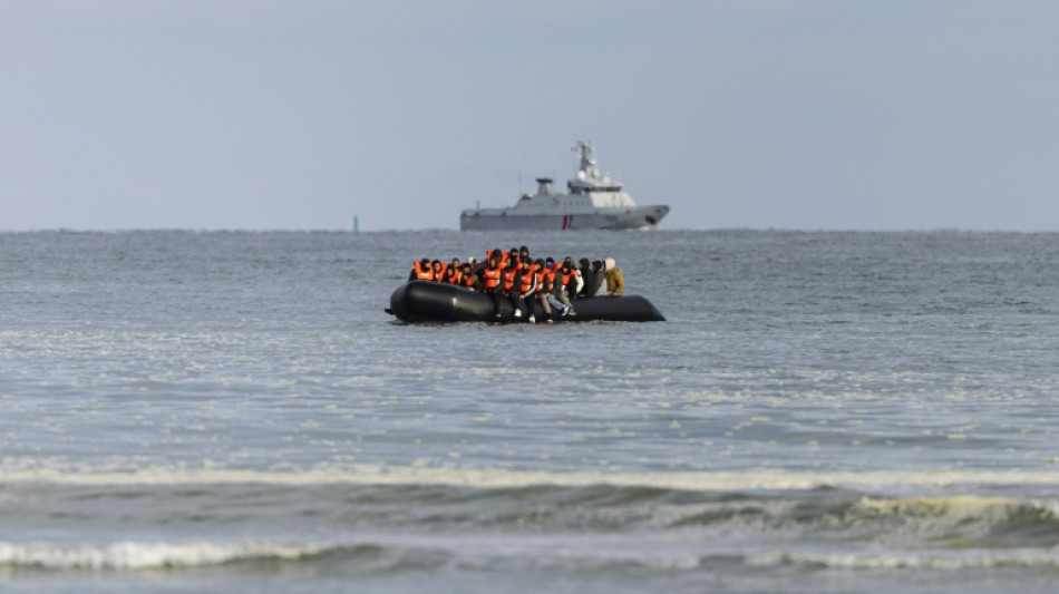 Royaume-Uni: pr&egrave;s de 1.000 travers&eacute;es ill&eacute;gales de la Manche samedi, record de l'ann&eacute;e