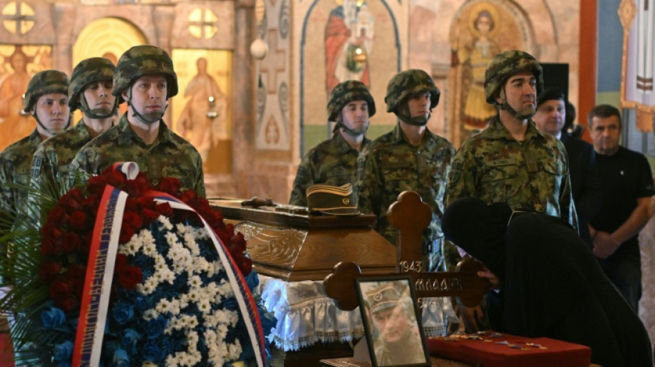  Obs&egrave;ques de Ratko Mladic : des milliers de personnes rassembl&eacute;es &agrave; Belgrade, Bruxelles condamne sa "glorification" 