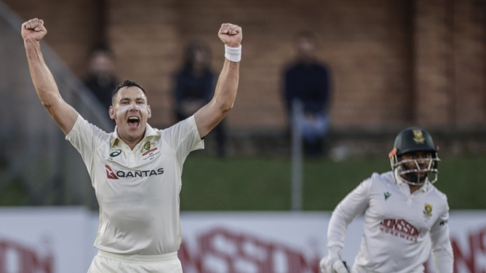  Boland grabs opportunity for Australia as South Africa struggle in second Test 