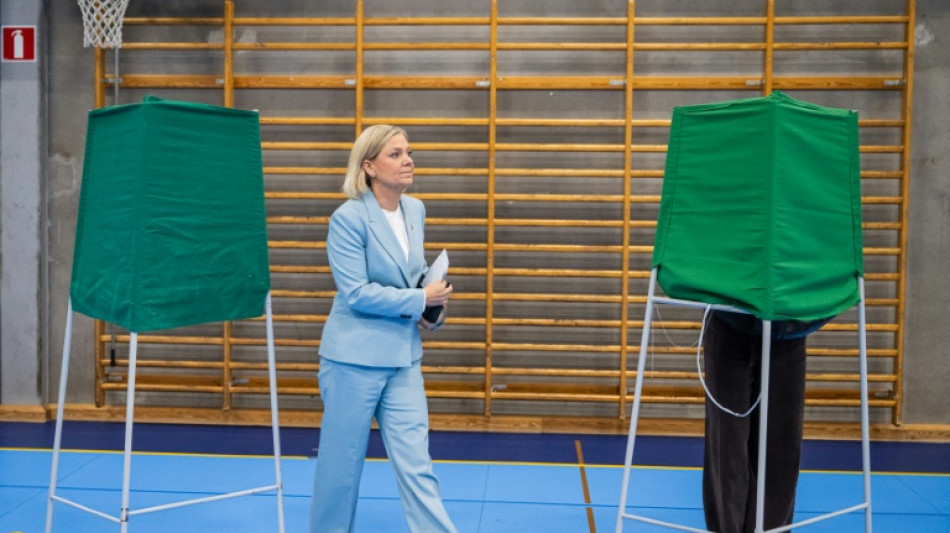  Sweden's election too close to call as far right loses ground 