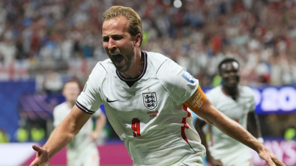  Kane saves England after DR Congo scare; Belgium comeback stuns Senegal 