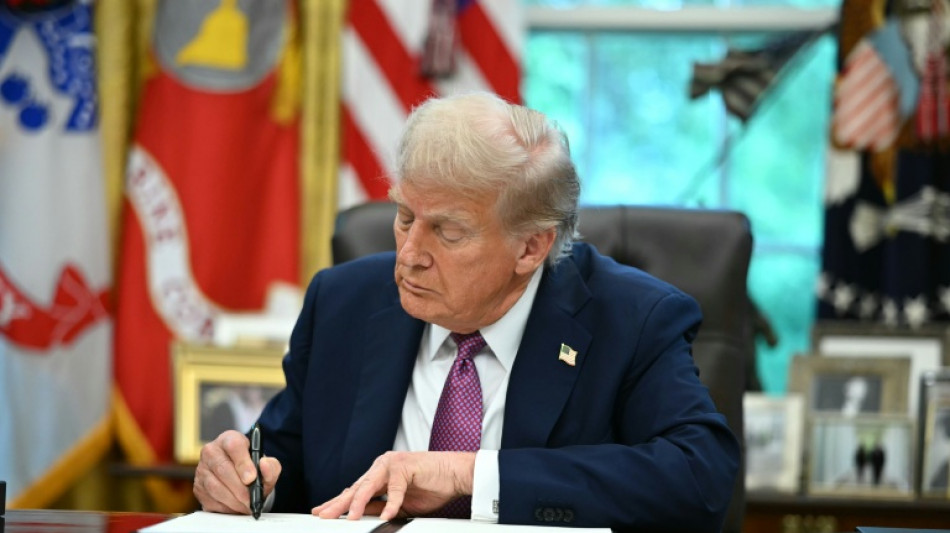  Trump intensifica retórica repressiva com ameaça de 'guerra' em Chicago 