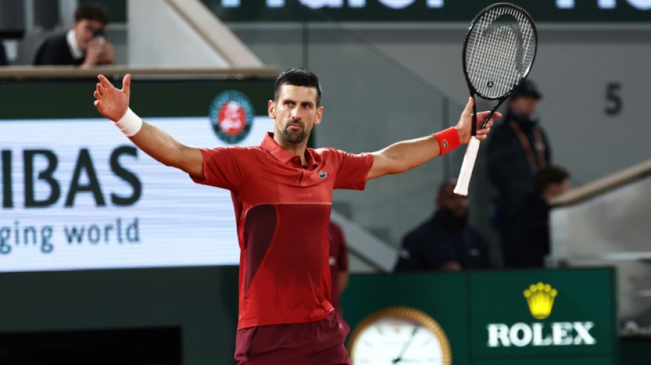 Djokovic vence Musetti em jogo de 5 sets e vai &agrave;s oitavas de Roland Garros