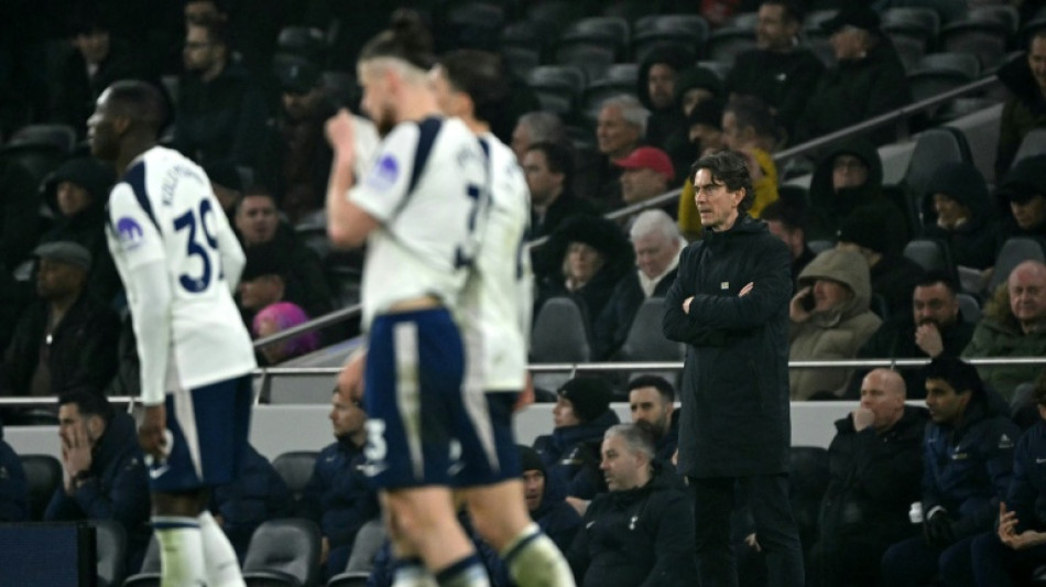  Frank confident of keeping Spurs job despite Newcastle defeat 