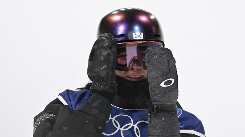  Teenager Choi denies Kim Olympic snowboard hat-trick 