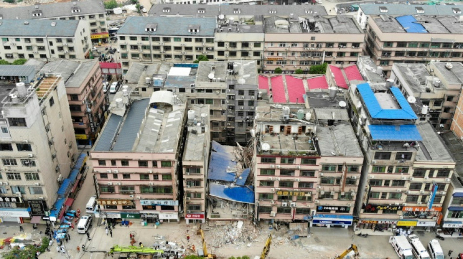 Una superviviente hallada tres d&iacute;as despu&eacute;s del derrumbe de un inmueble en China