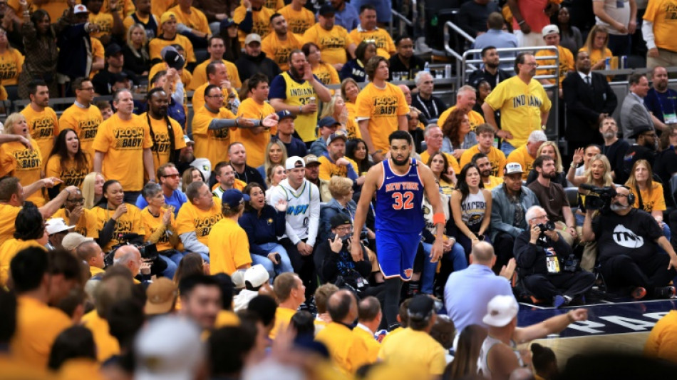 Towns leads Knicks to gutsy comeback win at Indiana