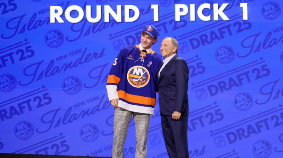 NHL-Draft: Islanders w&auml;hlen Schaefer an Nummer eins