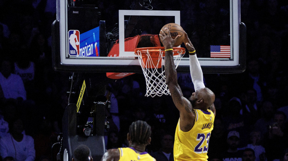  Nba: Spurs ai playoff, James eguaglia il record dei Lakers 
