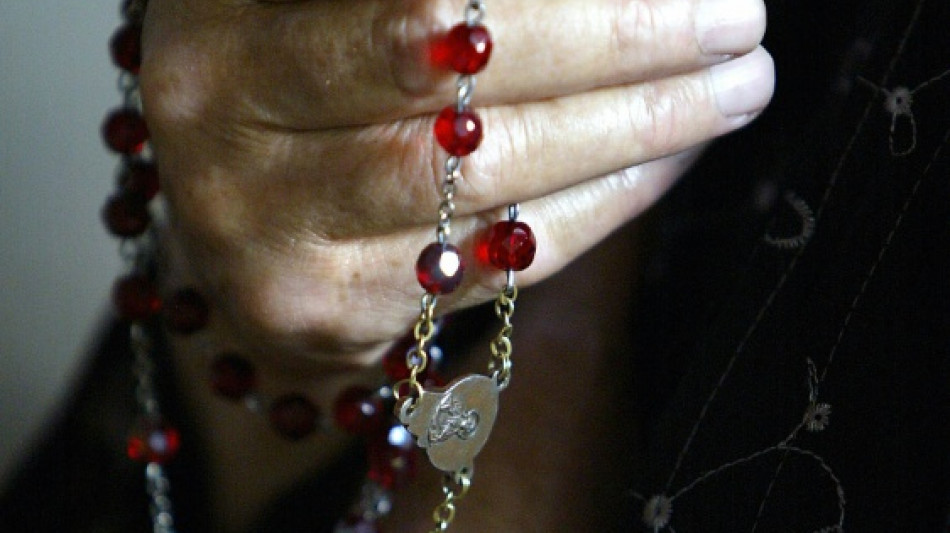  Dimite un obispo de Estados Unidos encarcelado por malversar fondos 