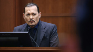 Au tribunal, Johnny Depp interrog&eacute; sur sa consommation de drogues et d'alcool