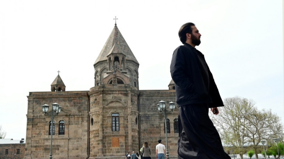  Bitter church row divides Armenia ahead of elections 