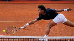 Fils elimina jovem sensa&ccedil;&atilde;o J&oacute;dar e vai enfrentar Rublev na final do ATP de Barcelona